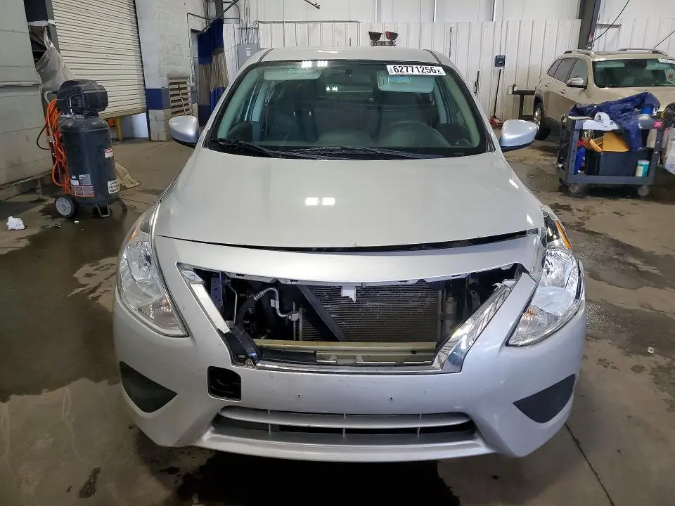 2017 NISSAN VERSA 1.6 SV  
