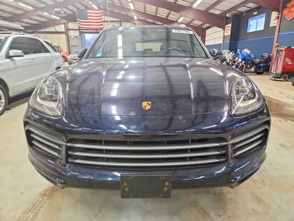 2019 PORSCHE CAYENNE   