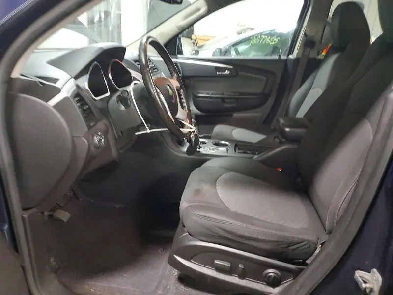 2011 CHEVROLET TRAVERSE LT  