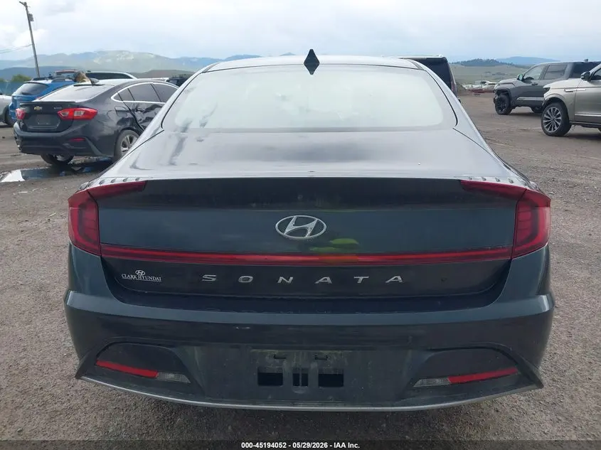 2022 HYUNDAI SONATA SE