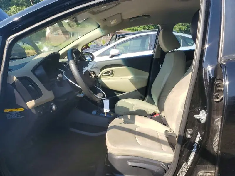 2013 KIA RIO LX  