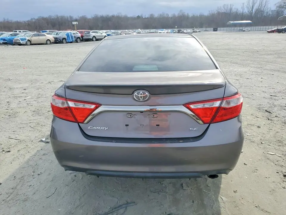 2017 TOYOTA CAMRY LE  