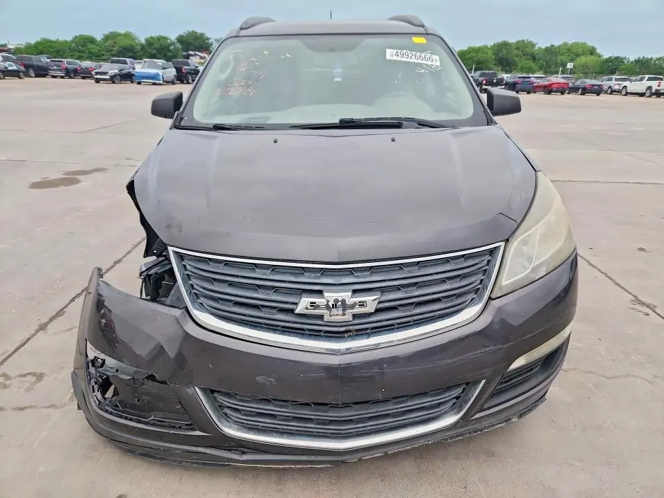 2013 CHEVROLET TRAVERSE LS  