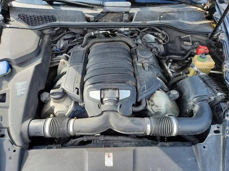 2013 PORSCHE CAYENNE S  