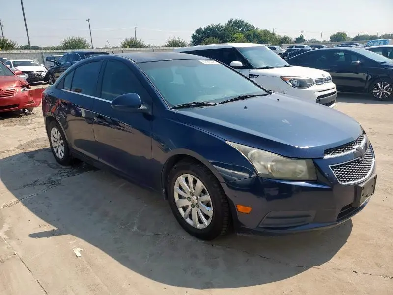 2011 CHEVROLET CRUZE LT  