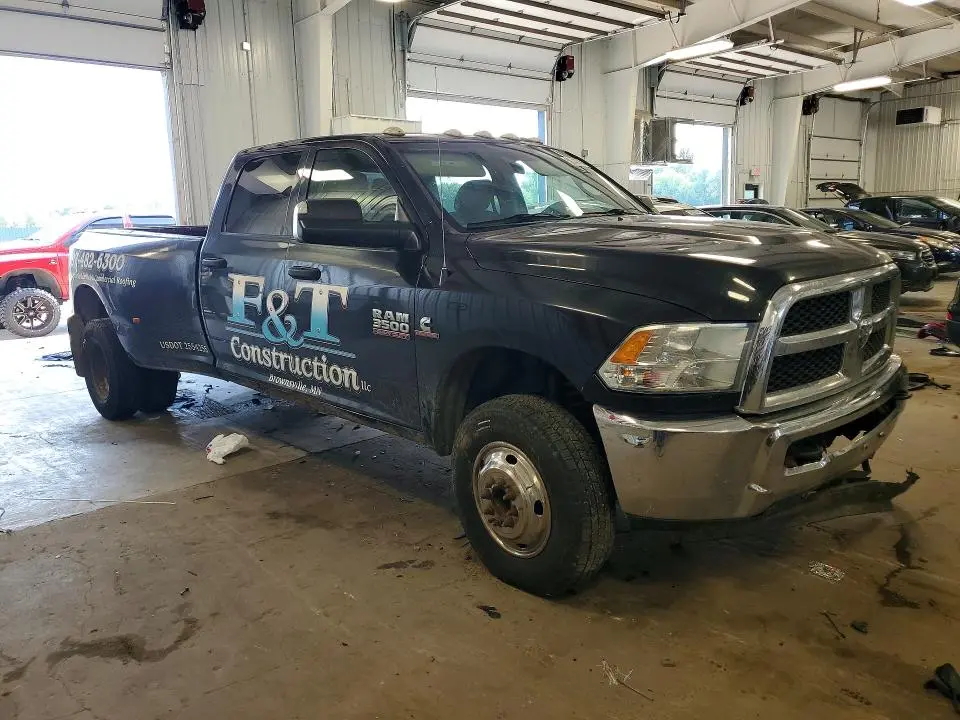 2014 RAM 3500 ST  