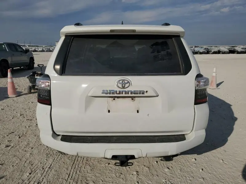 2019 TOYOTA 4RUNNER SR5/SR5 PREMIUM  