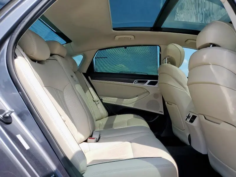 2016 HYUNDAI GENESIS 3.8L  