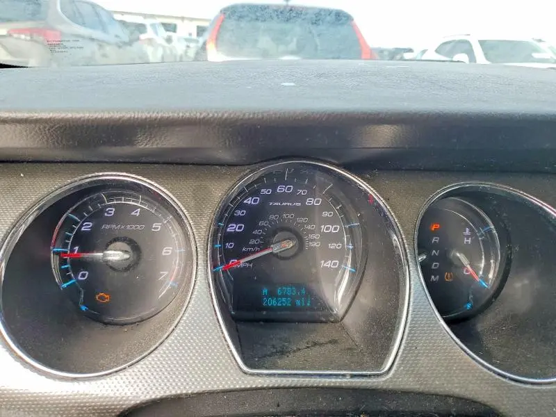 2011 FORD TAURUS SEL  