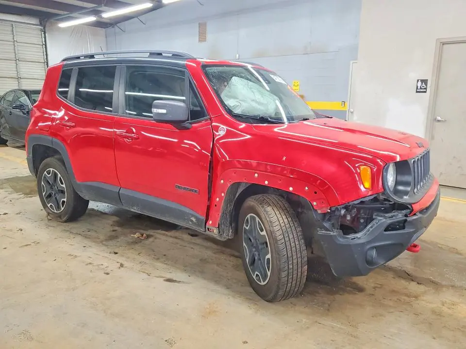 2015 JEEP RENEGADE TRAILHAWK  