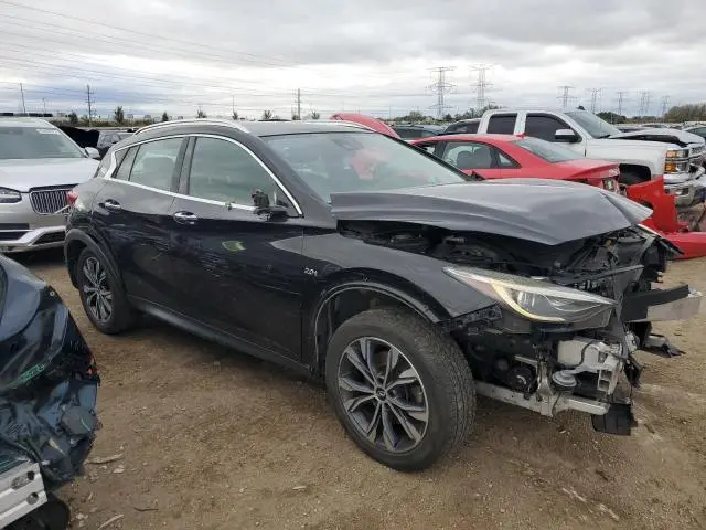 2018 INFINITI QX30 BASE  