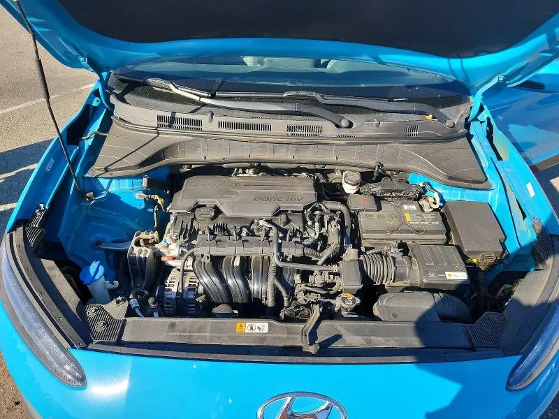2022 HYUNDAI KONA SE  