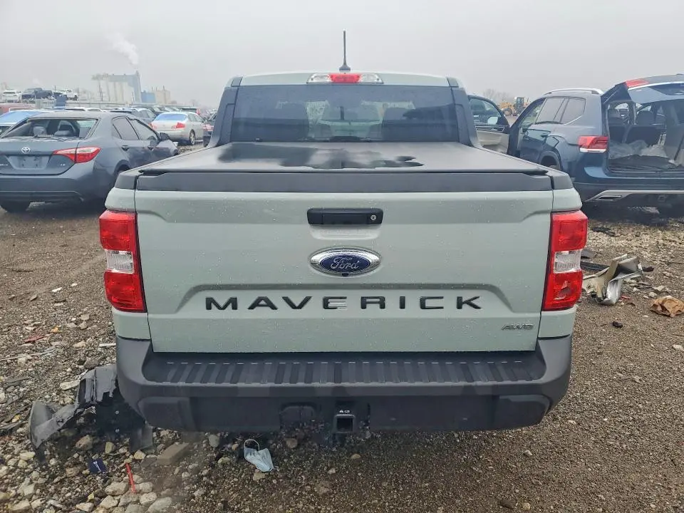 2024 FORD MAVERICK XLT  