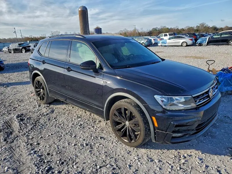 2020 VOLKSWAGEN TIGUAN SE  