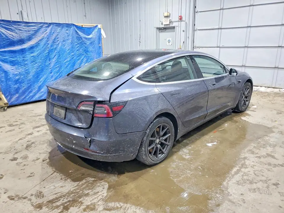 2019 TESLA MODEL 3   