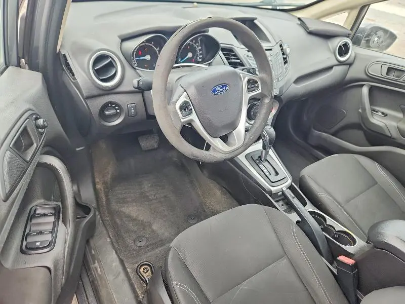2017 FORD FIESTA SE  