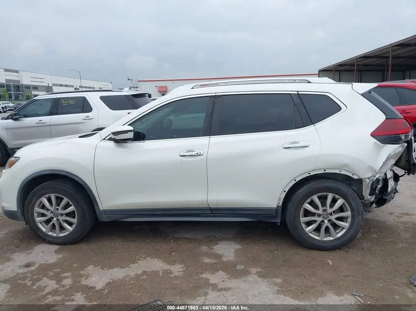 2019 NISSAN ROGUE SV