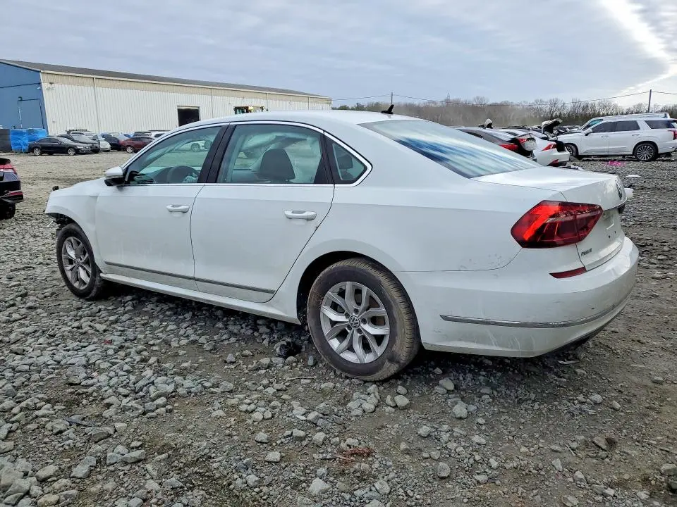 2017 VOLKSWAGEN PASSAT S  