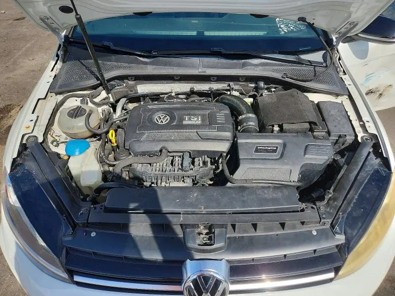 2016 VOLKSWAGEN GOLF R   