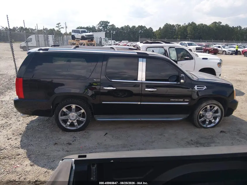 2013 CADILLAC ESCALADE ESV LUXURY