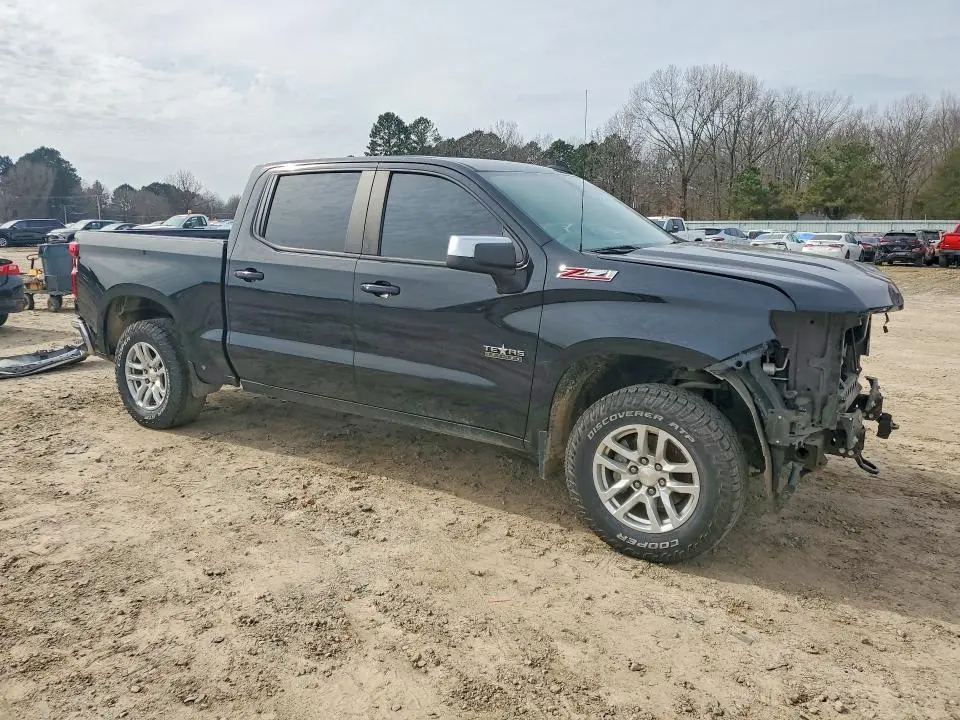 2020 CHEVROLET SILVERADO K1500 LT  