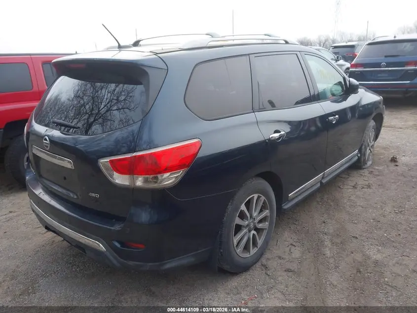 2013 NISSAN PATHFINDER SL