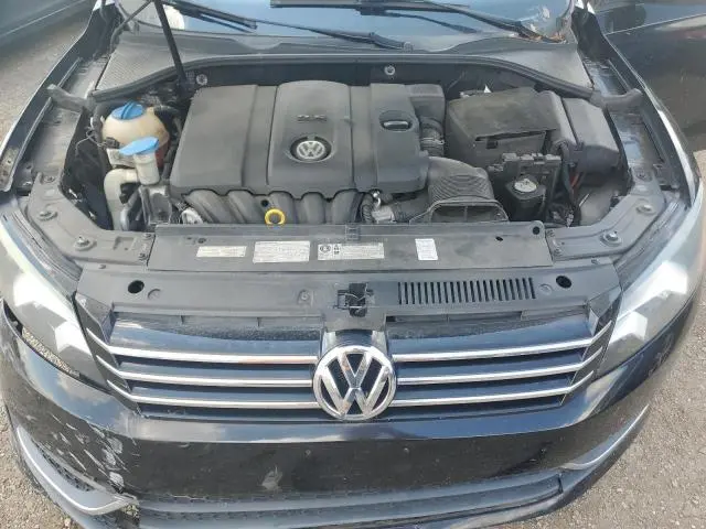 2013 VOLKSWAGEN PASSAT S  