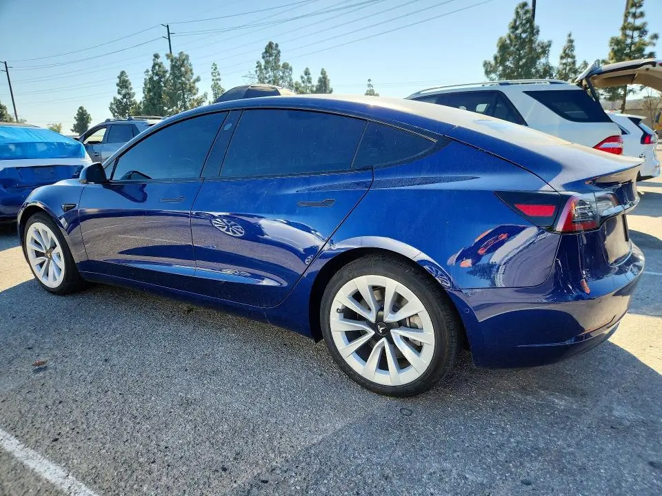 2021 TESLA MODEL 3   