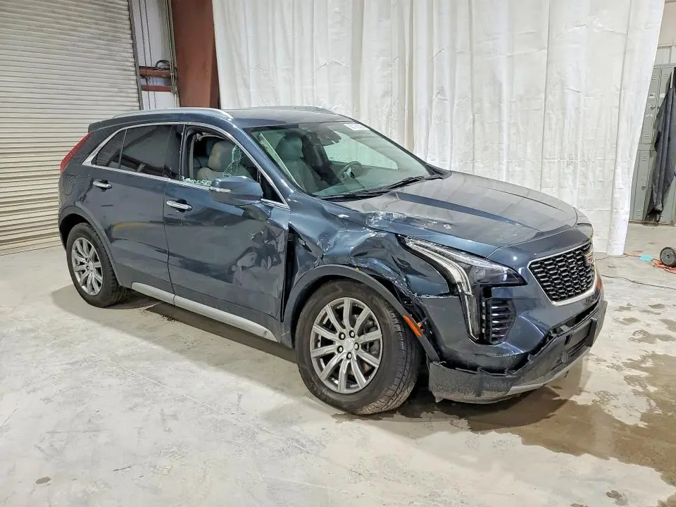 2021 CADILLAC XT4 PREMIUM LUXURY  