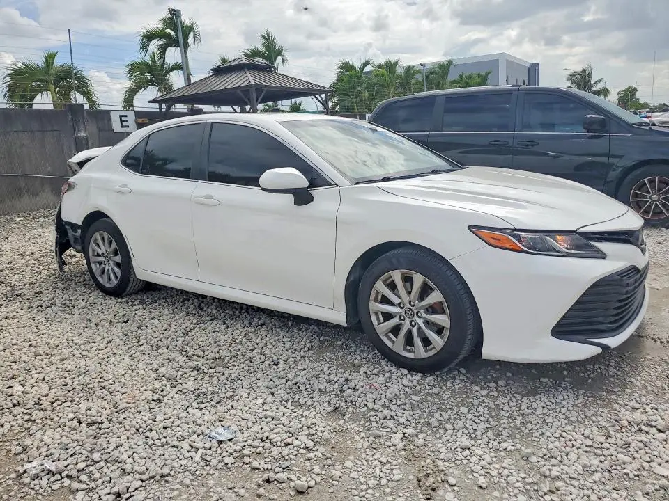 2018 TOYOTA CAMRY CE  