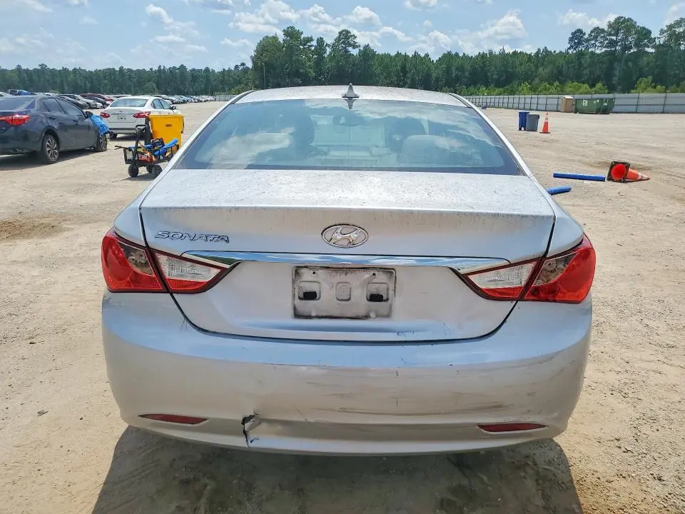 2012 HYUNDAI SONATA GLS  
