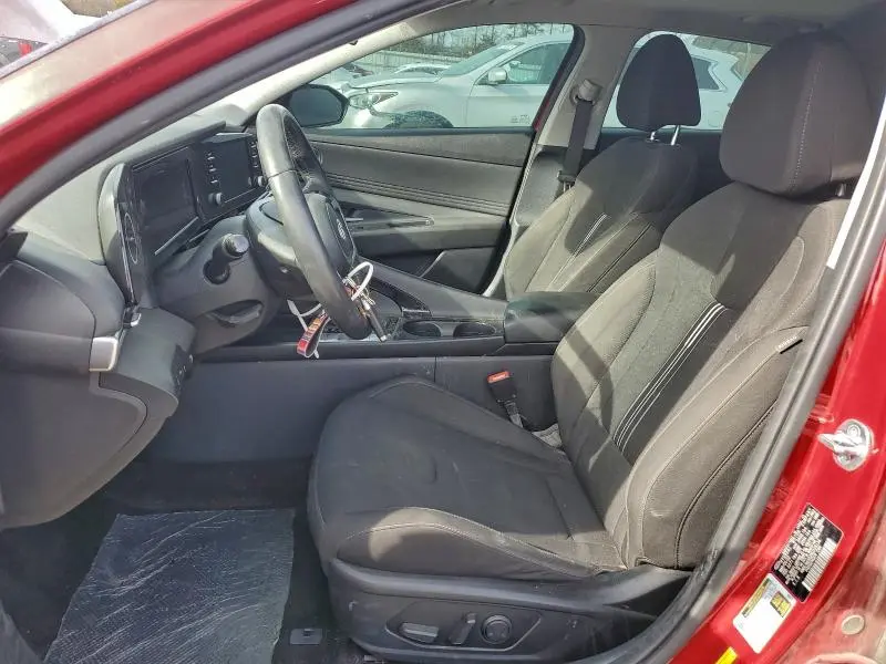 2022 HYUNDAI ELANTRA SEL  