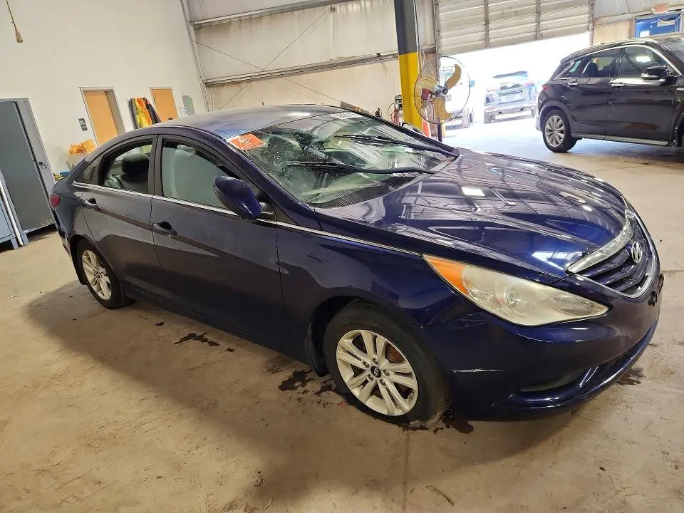2012 HYUNDAI SONATA GLS  