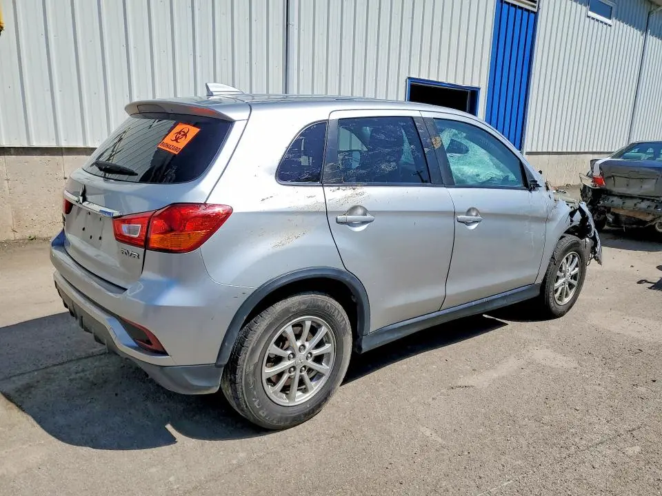 2018 MITSUBISHI RVR SE  