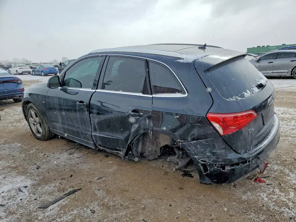 2011 AUDI Q5 PREMIUM PLUS  