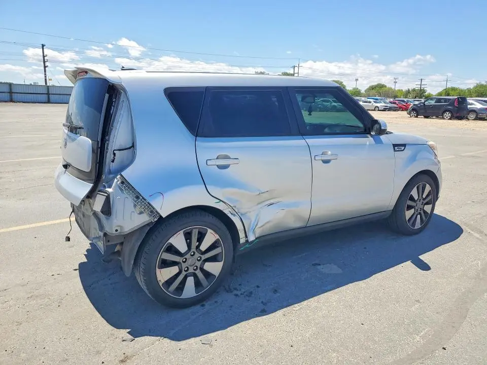 2015 KIA SOUL !  