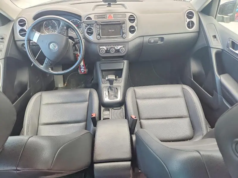 2010 VOLKSWAGEN TIGUAN S  