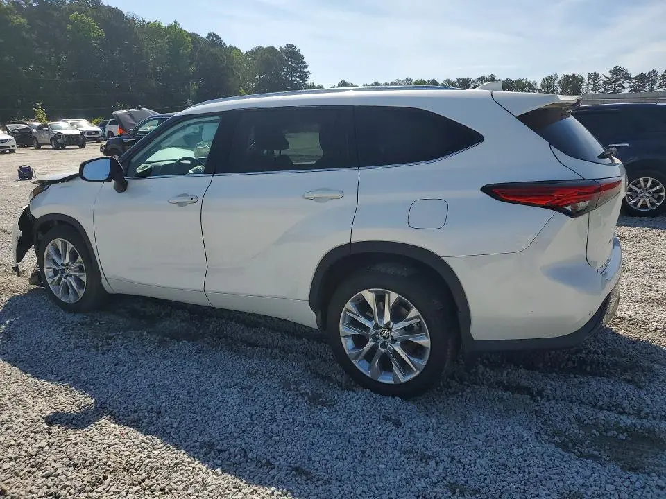 2021 TOYOTA HIGHLANDER LIMITED  