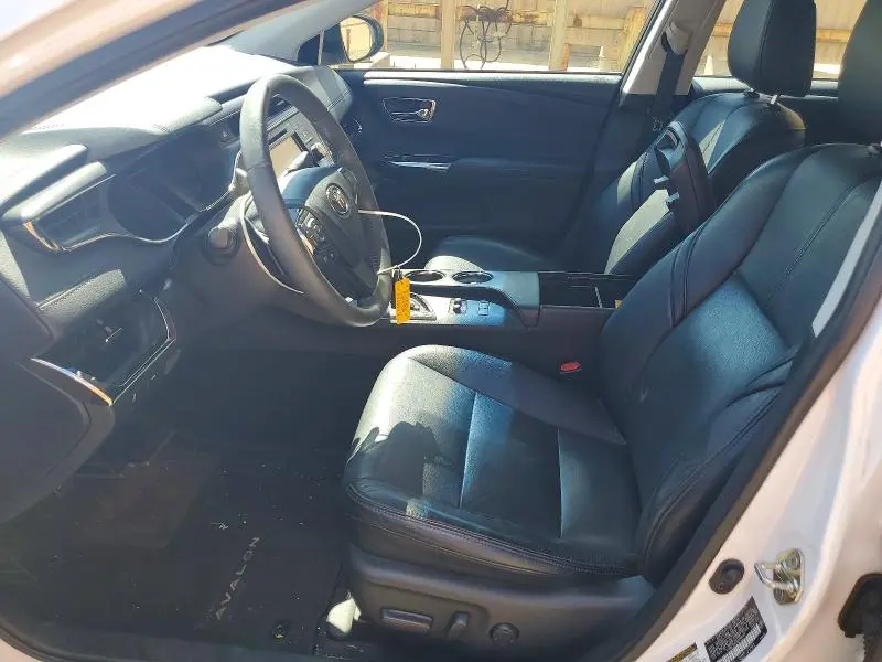 2016 TOYOTA AVALON XLE  