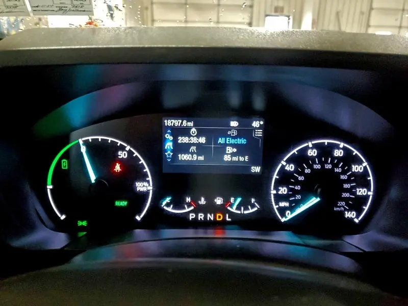 2024 FORD MAVERICK XL  