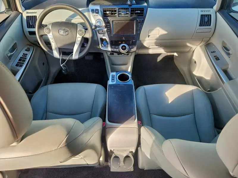 2012 TOYOTA PRIUS V   