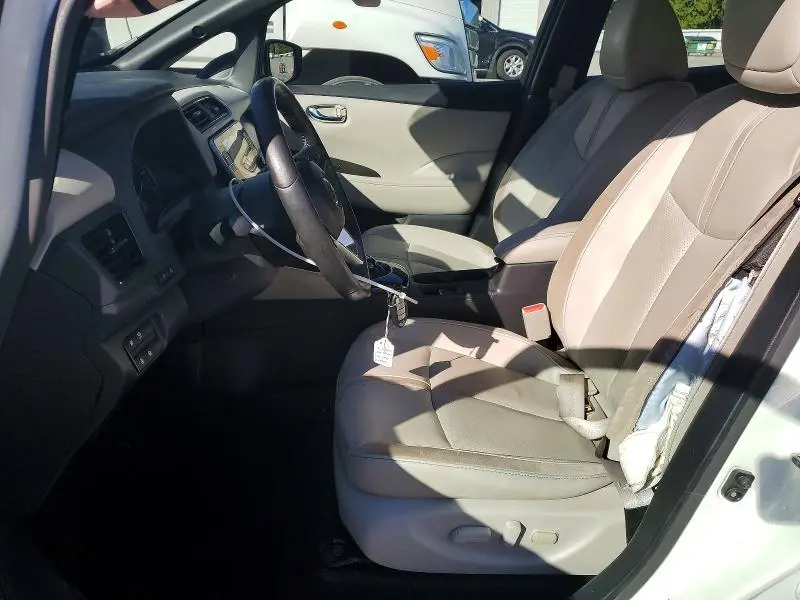 2021 NISSAN LEAF SL PLUS  