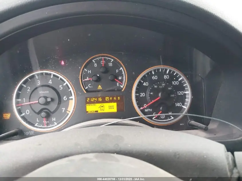 2011 NISSAN ARMADA SV