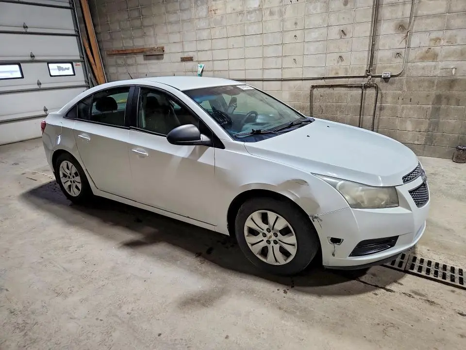 2013 CHEVROLET CRUZE LS  