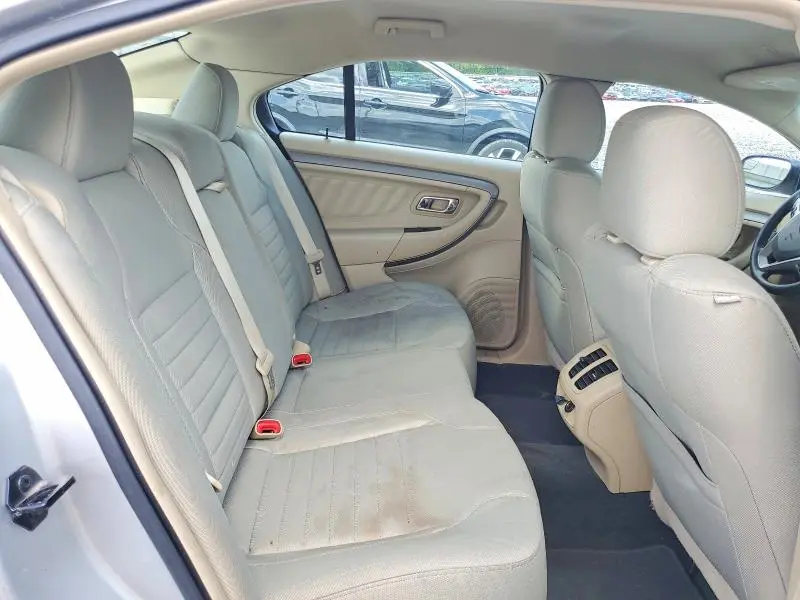 2016 FORD TAURUS SE  