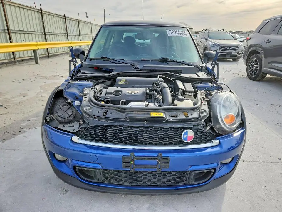 2012 MINI COOPER S  
