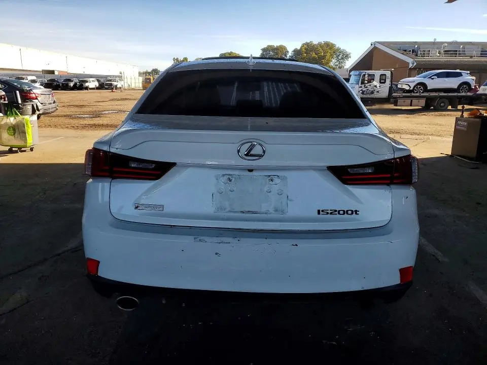 2016 LEXUS IS 200T BASE  