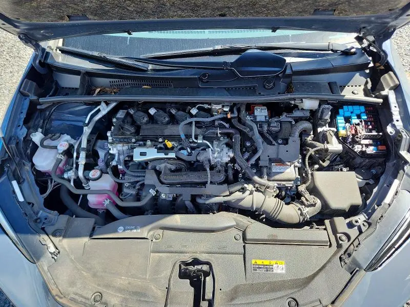 2024 TOYOTA PRIUS XLE  