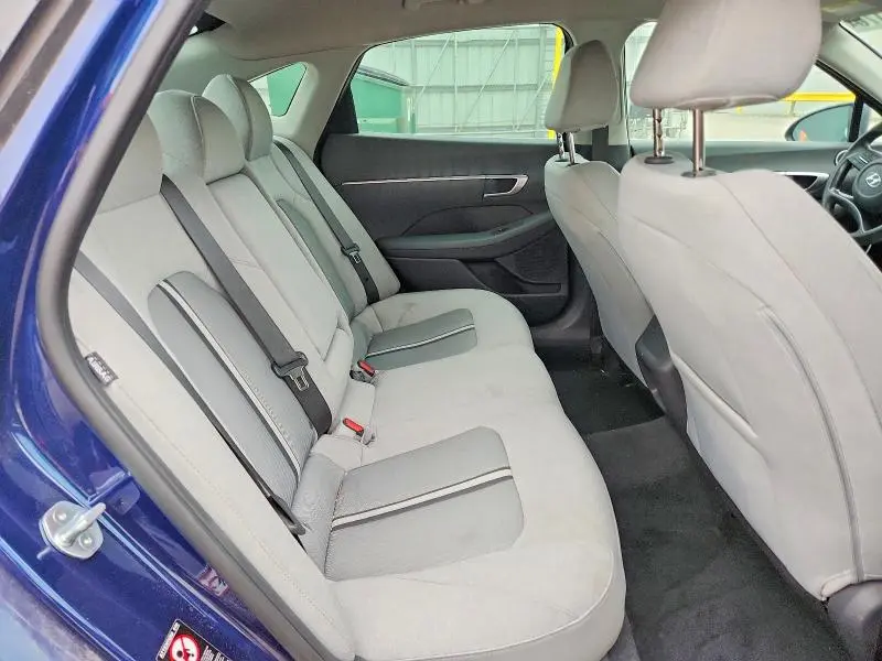 2021 HYUNDAI SONATA SE  