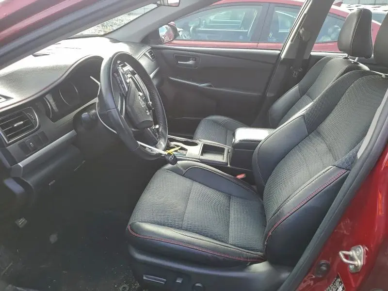 2015 TOYOTA CAMRY LE  